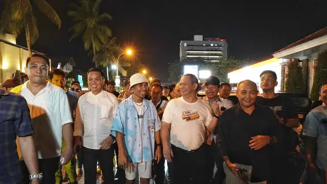 Pelantun 'Torang Gas' Prabowo Richard Jersey Dukung Elly Lasut di Pilgub Sulut - Pemilu berita69.org