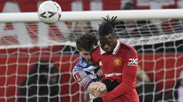 Pemain Buangan Manchester United Pegang Kunci Transfer Bek Kanan Idaman di Musim Panas 2024 - Bola berita69.org