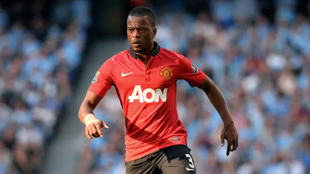 Pernah Sukses dengan Patrice Evra, Manchester United Mau Ulangi Beli Bek Kiri Prancis - Bola berita69.org