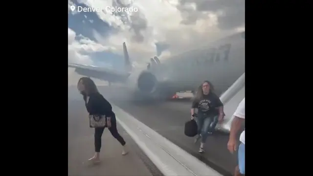 Pesawat American Airlines Terbakar Saat Hendak Lepas Landas di Bandara Denver, 173 Penumpang Selamat - News berita69.org