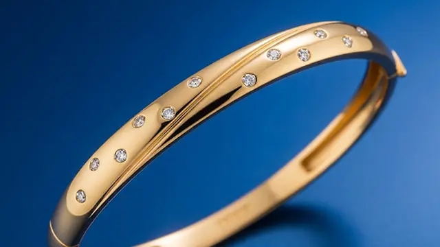 Pilih Gelang Emas Model Polos atau Berlian? Ini Plus-Minusnya - Hot berita69.org