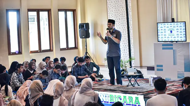 Pilwalkot Cilegon, Merdeka Bicara Robinsar-Fajar Jadi Wadah Anak Muda Sampaikan Gagasan - Pemilu berita69.org