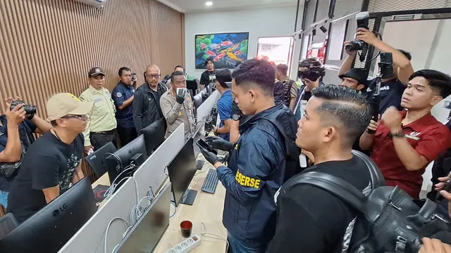 Polisi Gerebek Ruko yang Dijadikan Kantor Judi Online di Bekasi - News berita69.org