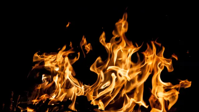 Polisi: Kebakaran di Kemayoran Landa 4 RT, Sekitar 100 Rumah Ludes Terbakar - News berita69.org
