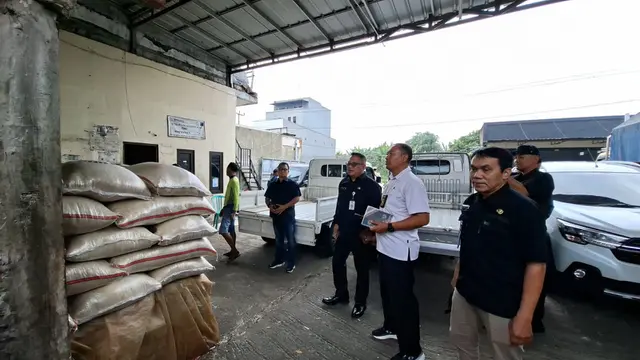 Polres Metro Depok Sidak Lapangan, Cegah Pengoplosan dan Penimbunan Beras - News berita69.org