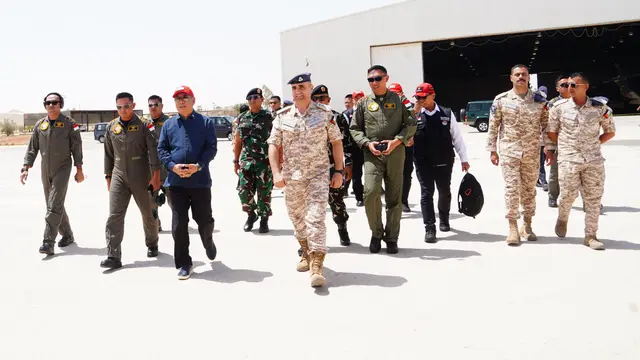 Potret Satgas Garuda Merah Putih II Naik Hercules Tiba di Yordania, Bawa Bantuan untuk Warga Gaza - News berita69.org