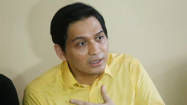 Profil Lucky Hakim, Awali Karier sebagai Model Iklan TV Kini Jadi Calon Orang Nomor Satu di Indramayu - Hot berita69.org