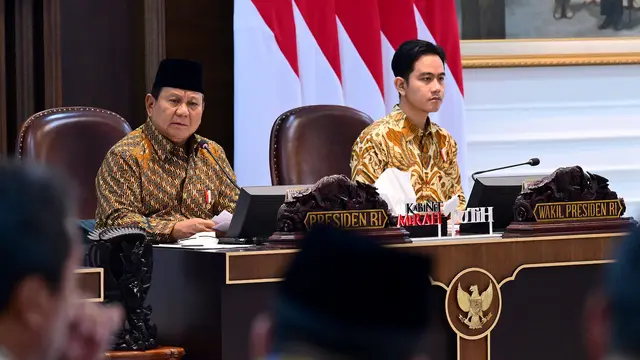Rapat Perdana Kabinet Merah Putih, Prabowo Minta Menteri Berkarya Seperti âTotal Footballâ - News berita69.org