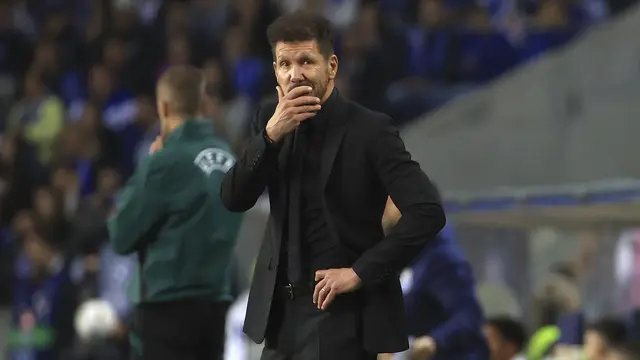 Ricuh di Laga Atletico Madrid vs Real Madrid, Diego Simeone Kecam Aksi Suporter - Bola berita69.org