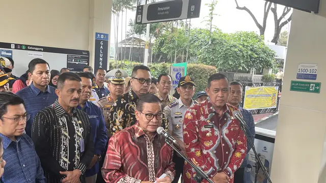 Rute Transjakarta Blok MâAncol Resmi Dibuka, Gunakan Bus Listrik untuk Turunkan Emisi - News berita69.org