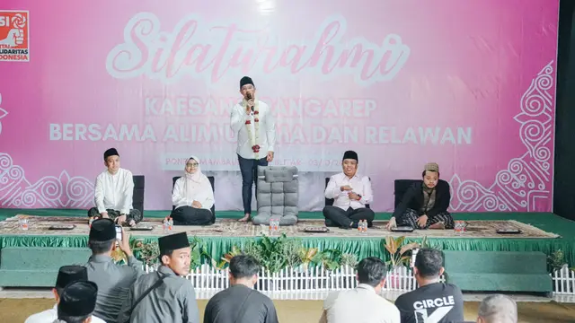 Safari ke Lamongan, Kaesang Yakin Paslon Abdul-Firosya Menang di Pilkada 2024 - Pemilu berita69.org