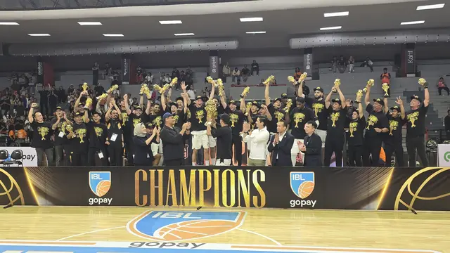 Sejarah Tercipta, Dewa United Juara IBL 2025 Usai Sikat Pelita Jaya - Bola berita69.org