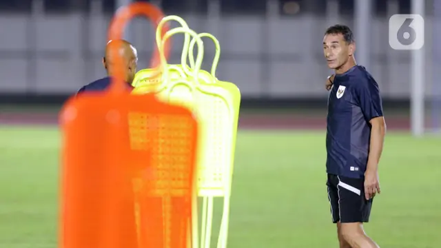 Semifinal Piala AFF U-23 2025, Gerald Vanenburg Tidak Siapkan Skenario Adu Penalti - Bola berita69.org