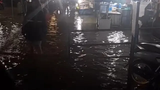 Sempat Surut, Sejumlah Titik di Jakarta Barat Kembali Terendam Banjir - News berita69.org