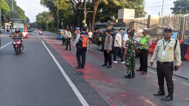 Tak Terima Diberi Uang Rp2.000, Sopir Dipukuli Tukang Parkir di Pondok Aren - News berita69.org