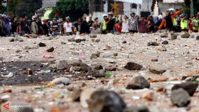 Tawuran di Cakung Jaktim, Sopir Ojol Tewas Kena Bacok - News berita69.org