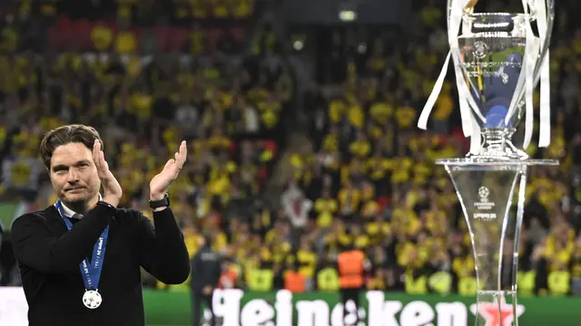 Ten Hag Tak Pasti, Manchester United Turut Pertimbangkan Eks Pelatih Borussia Dortmund - Bola berita69.org