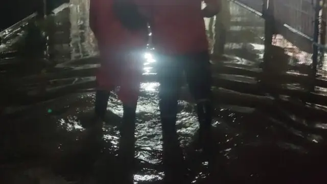 Titik Banjir di Kota dan Kabupaten Tangerang, Ketinggian Air 30 sampai 80 Cm - News berita69.org