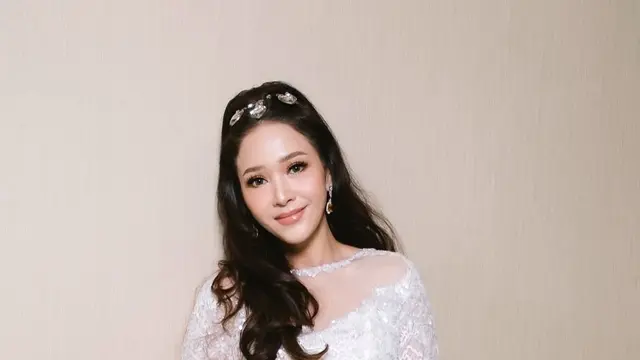 TOP 3: Inspirasi Baju Brokat ala Maia Estianty hingga Model Bulu Bob untuk Bulu Tipis - Hot berita69.org