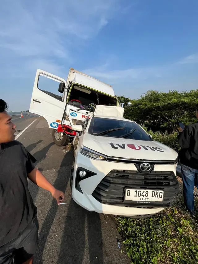 TVOne Berduka, Ajak Masyarakat Doakan Kru Korban Kecelakaan Maut di Tol Pemalang - News berita69.org