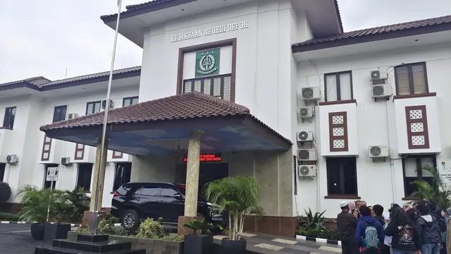 Usut Dugaan Penyelewengan Mark Up Nilai Rapor, Kejari Depok Periksa Kepsek SMPN 19 - News berita69.org