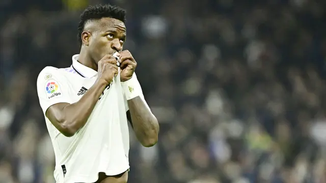 Vinicius Jr Diprediksi Rebut Ballon d'Or 2024, Mengakhiri Era Dominasi Messi-Ronaldo - Bola berita69.org